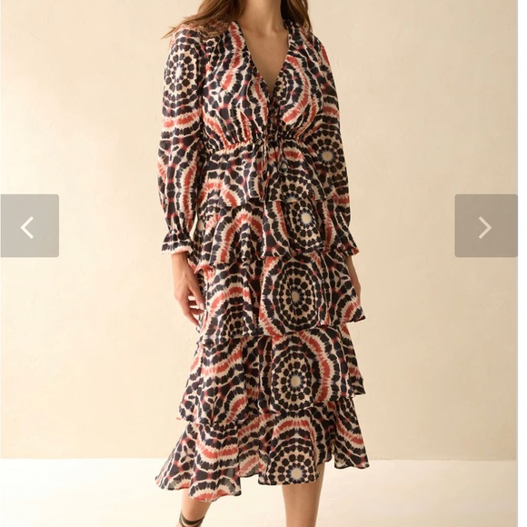 Marie Oliver Black and Red Patterned Midi Dress - Picture 3 of 5